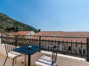 Apartments Life - One Bedroom Apartment with Balcony and Sea View